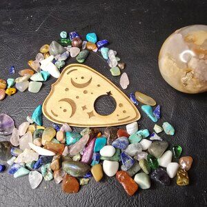 Planchette Crystal Sphere Stand holder wood